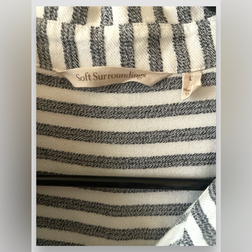 Soft Surroundings Womens Asymmetrical Striped Shirt Tunic Top Lagenlook Gray L - Picture 5 of 12